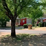 Mobil-home Avec Terrasse A Pour 3 Personnes - Api-1-52-454 *