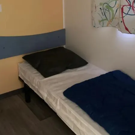 Mobil-home Avec Terrasse A Pour 3 Personnes - Api-1-52-454 Kemp Limeuil