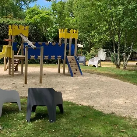 Campingplads Mobil-home Avec Terrasse A Pour 3 Personnes - Api-1-52-454