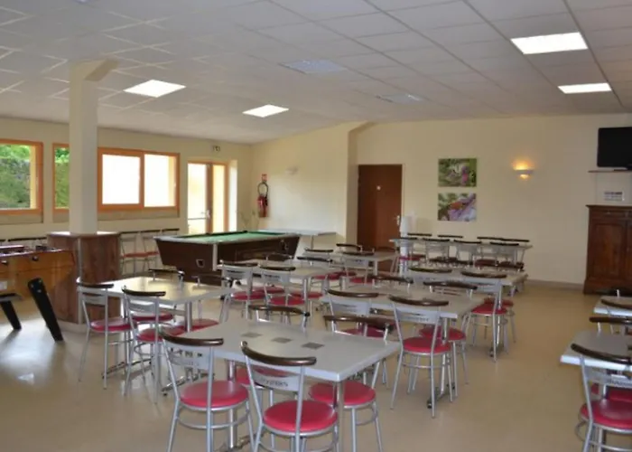 Mobil-home Avec Terrasse A Pour 3 Personnes - Api-1-52-454 *